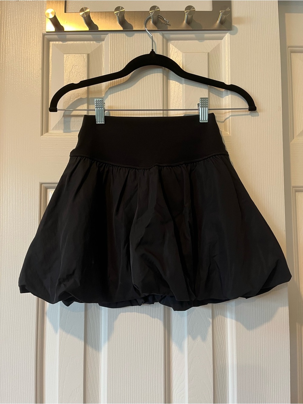 OFFLINE By Aerie Real Me Bubble Skort in black, size S, NWT - Picture 4 of 9